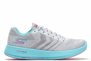 16gorun razor plus - 10 đôi giày chạy bộ Skechers tốt nhất 2024