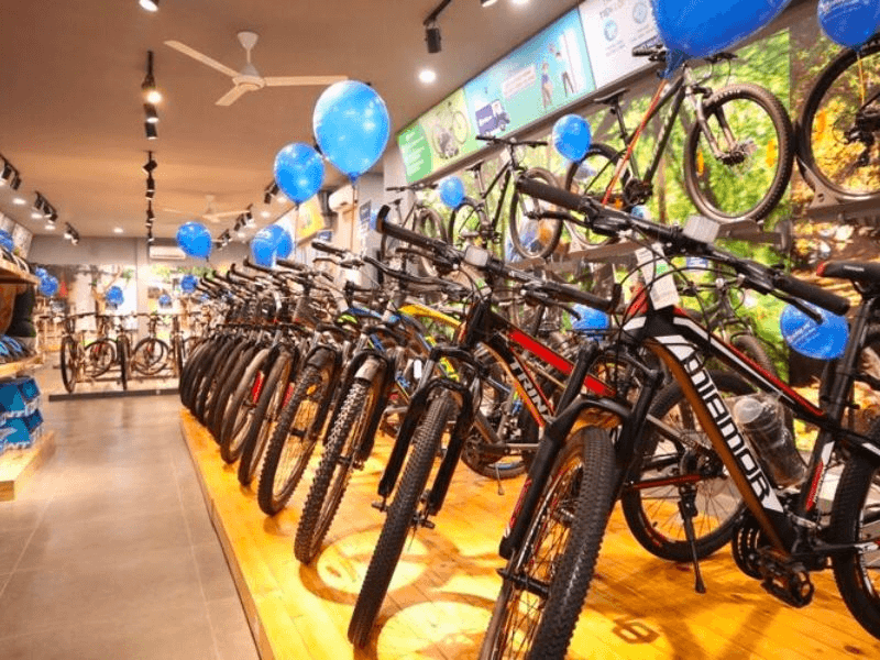 Cửa hàng chuyên bán xe đạp thể thao phong cách Châu Âu