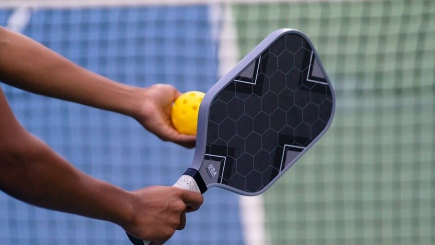 Hướng dẫn chọn vợt Pickleball, vợt đắt có phải vợt tốt không?