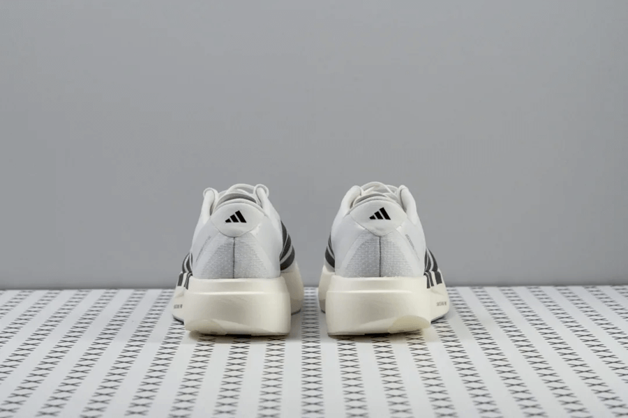 Adidas Adizero EVO SL: Hiệu năng đột phá trong tầm giá