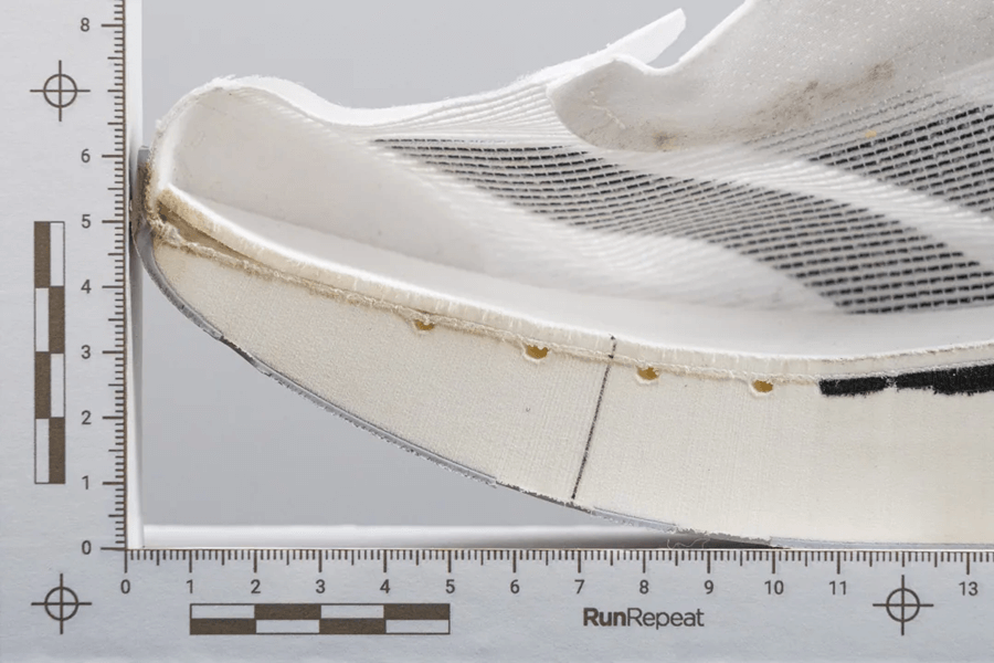 Adidas Adizero EVO SL: Hiệu năng đột phá trong tầm giá