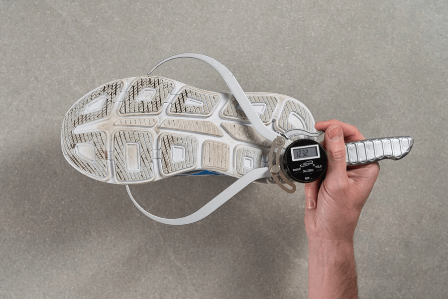 Review Hoka Bondi 9: Siêu đệm, ổn định cho chạy hằng ngày