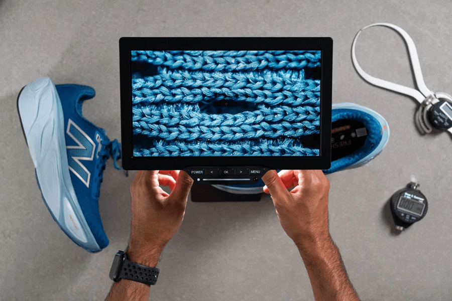 Review New Balance Fresh Foam X More v5: Giày chạy bộ đệm dày đáng thử nhất!