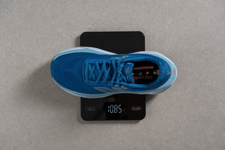 Review New Balance Fresh Foam X More v5: Giày chạy bộ đệm dày đáng thử nhất!