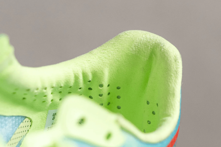 Review Puma Deviate Nitro Elite 3: Đôi giày đua nhanh, nhẹ, đầy hứng khởi!