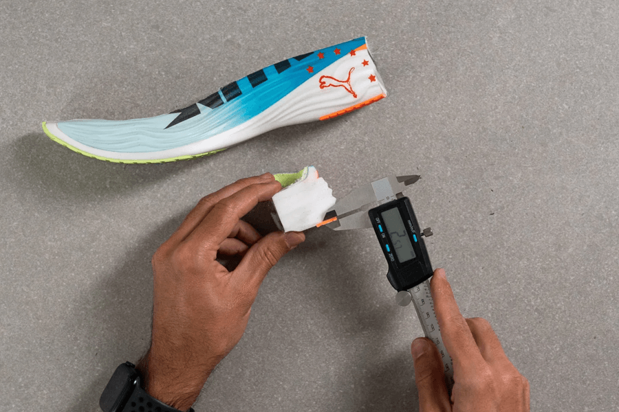 Review Puma Deviate Nitro Elite 3: Đôi giày đua nhanh, nhẹ, đầy hứng khởi!