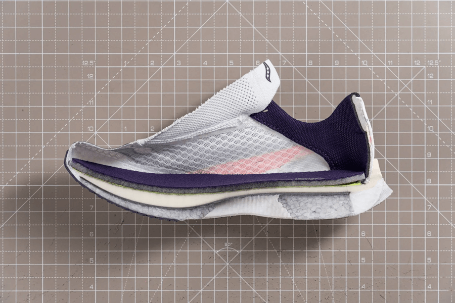 Review Saucony Endorphin Pro 4: Lựa chọn thông minh cho marathon