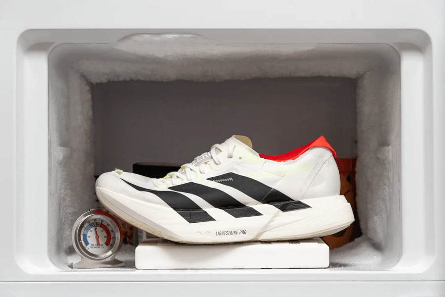 Review Adidas Adizero Adios Pro 4: Siêu nhẹ, siêu bật dành cho đường đua