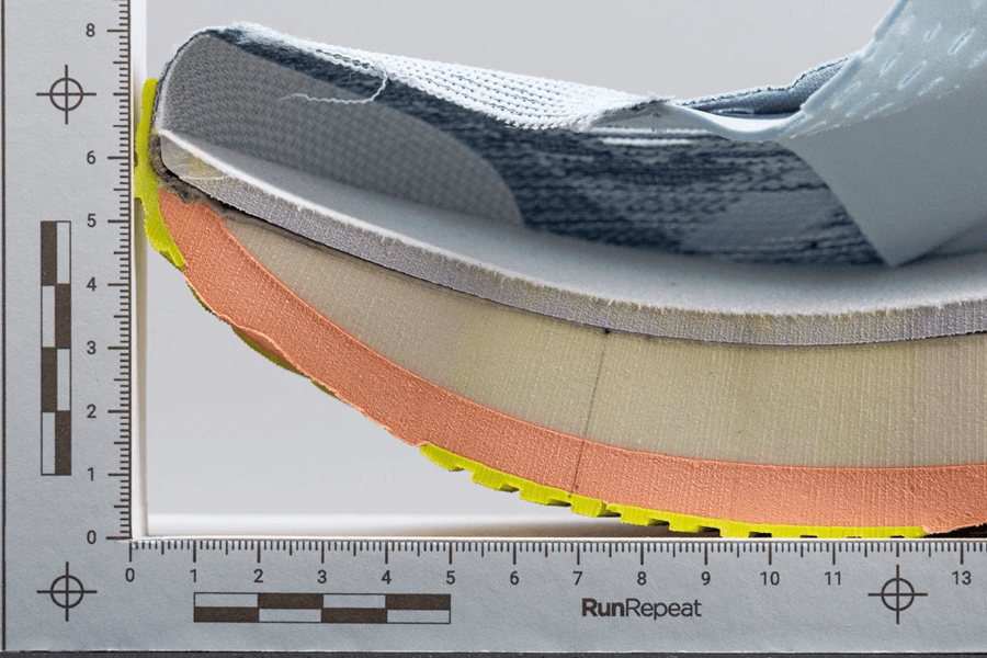 Review ASICS Superblast 2: Không carbon plate nhưng hiệu năng vẫn vượt mong đợi