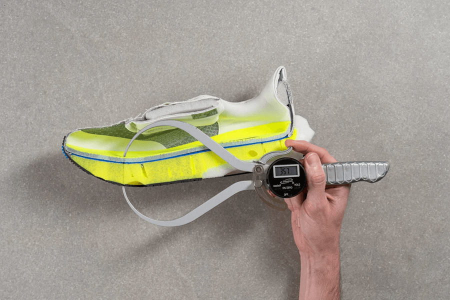 Review Brooks Glycerin Max: Giày chạy hằng ngày siêu đệm, siêu êm, có nên mua không?