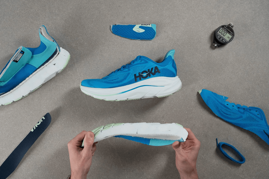 Review Hoka Clifton 10: Giày chạy đệm dày, bảo vệ khớp, lý tưởng cho hằng ngày