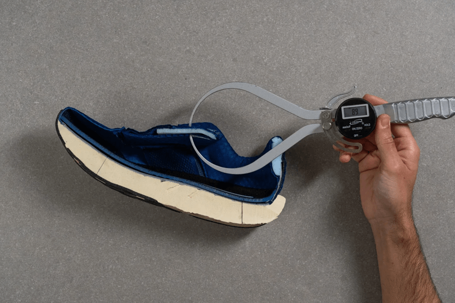 Review New Balance Fresh Foam X 1080 v14: Đệm êm ái cho runner yêu sự thoải mái