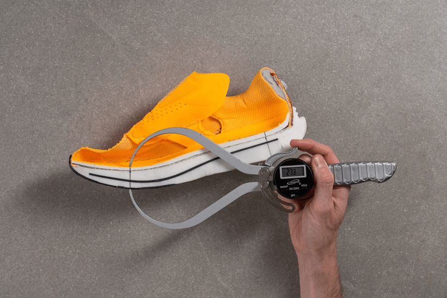 Review PUMA Deviate Nitro 3: Giày chạy Tempo, bám đường cực đỉnh