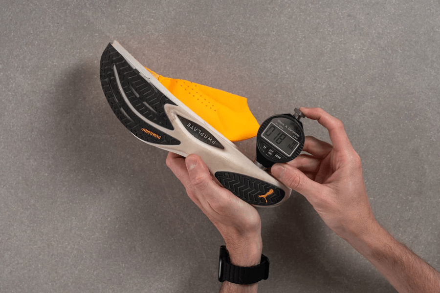 Review PUMA Deviate Nitro 3: Giày chạy Tempo, bám đường cực đỉnh