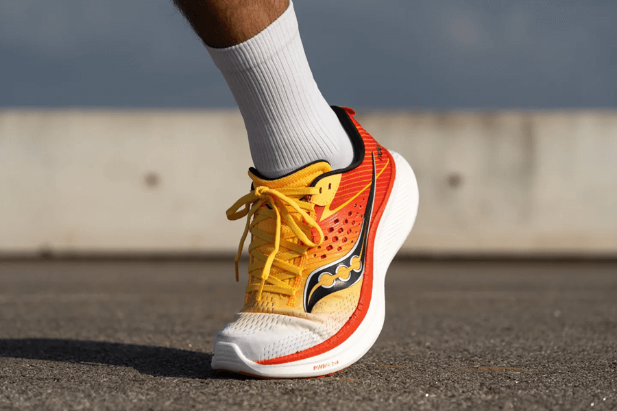 Saucony Ride 17 có gì mới? Đánh giá chi tiết giày chạy hằng ngày bền bỉ, êm ái