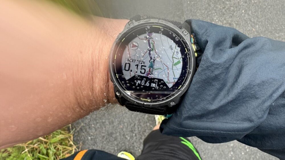 Top 10 đồng hồ thông minh cho chạy bộ có GPS tốt nhất 8 Đồng hồ thông minh chạy bộ có GPS - Garmin Enduro 3