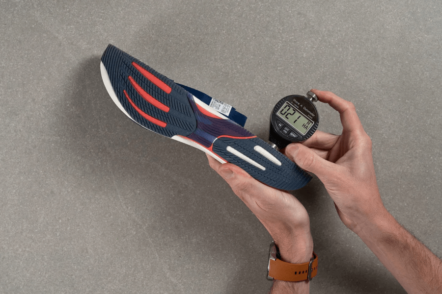Review giày Adidas Supernova Rise 2: Lựa chọn giày chạy hằng ngày nhẹ, ổn định và linh hoạt 13 Review giày Adidas Supernova Rise 2: Lựa chọn giày chạy hằng ngày nhẹ, ổn định và linh hoạt