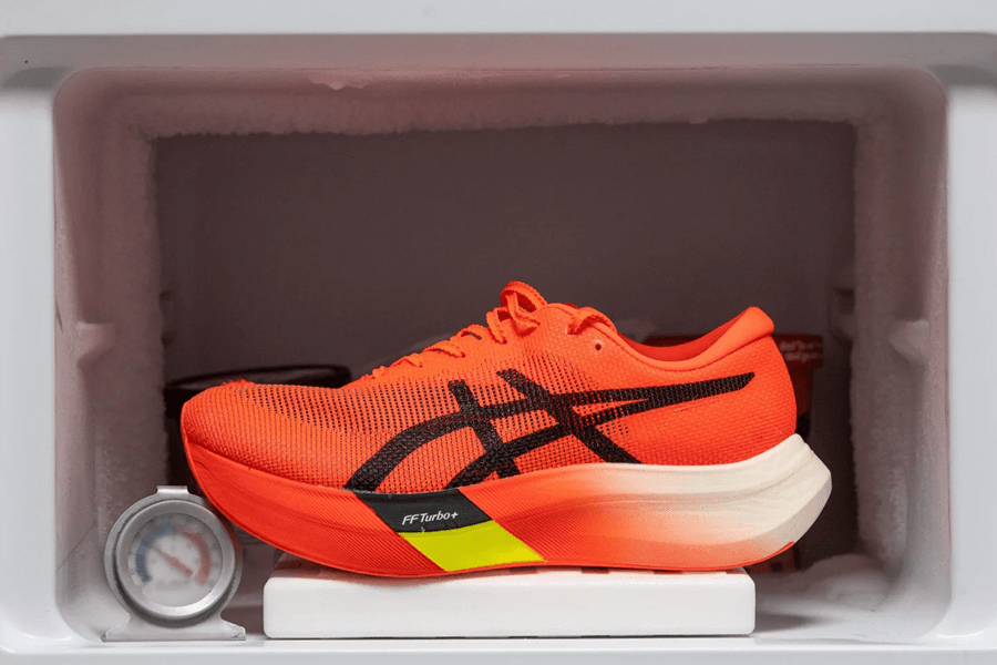 Review ASICS Metaspeed Sky Paris: Giày thi đấu nhẹ, hiệu suất đỉnh trên nhiều cự ly 46 Review ASICS Metaspeed Sky Paris: Giày thi đấu nhẹ, hiệu suất đỉnh trên nhiều cự ly