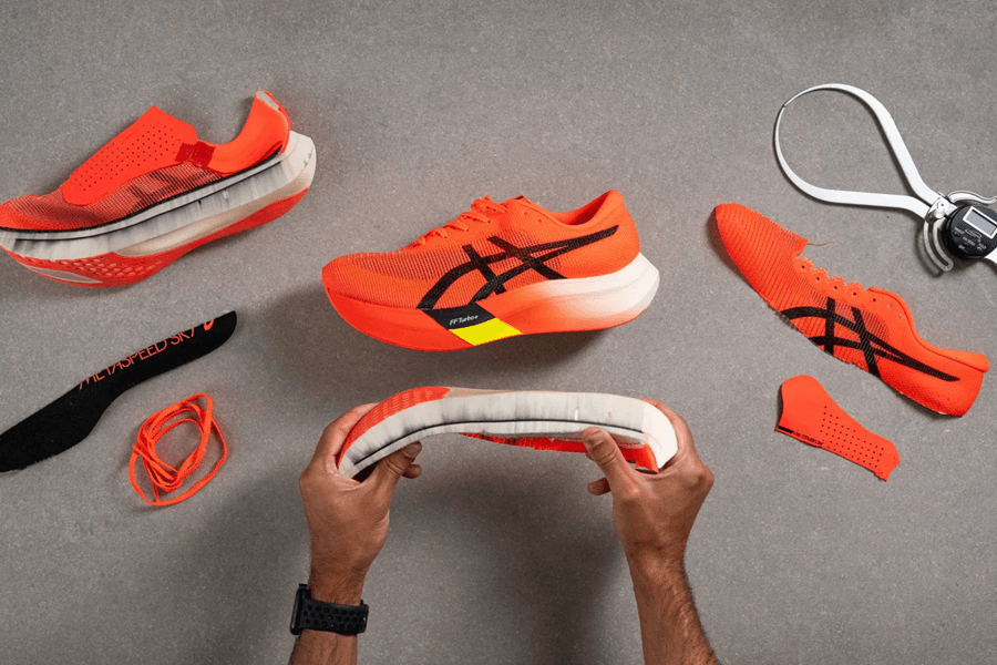 Review ASICS Metaspeed Sky Paris: Giày thi đấu nhẹ, hiệu suất đỉnh trên nhiều cự ly 15 Review ASICS Metaspeed Sky Paris: Giày thi đấu nhẹ, hiệu suất đỉnh trên nhiều cự ly