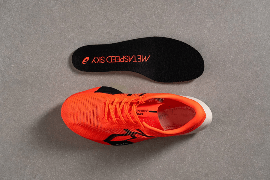 Review ASICS Metaspeed Sky Paris: Giày thi đấu nhẹ, hiệu suất đỉnh trên nhiều cự ly 47 Review ASICS Metaspeed Sky Paris: Giày thi đấu nhẹ, hiệu suất đỉnh trên nhiều cự ly