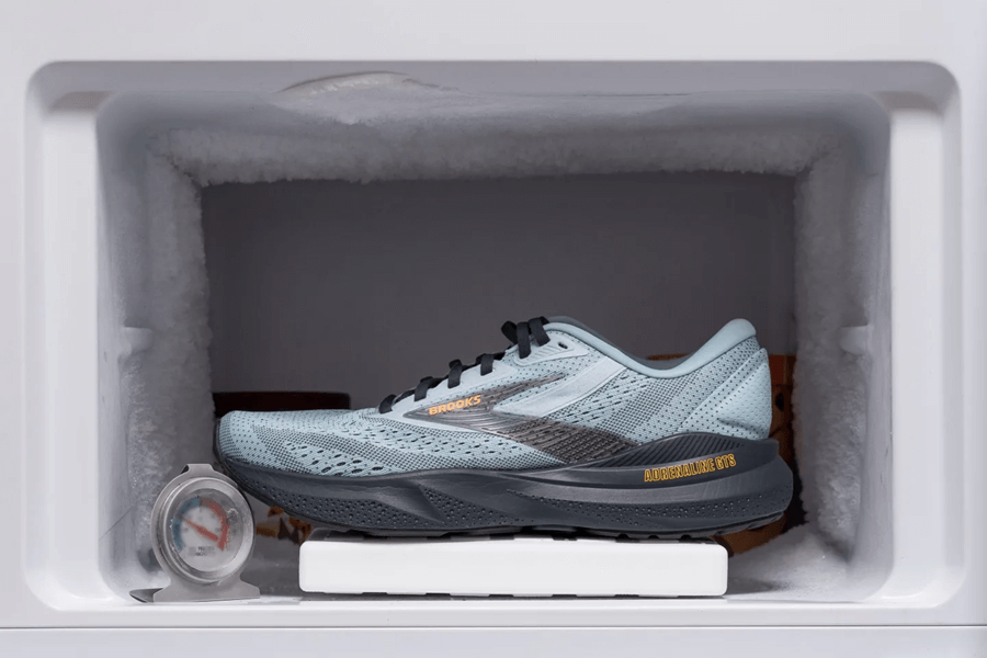 Review giày Brooks Adrenaline GTS 24 – Giày chạy hàng ngày siêu ổn định cho runner tiếp đất gót 42 Review giày Brooks Adrenaline GTS 24 – Giày chạy hàng ngày siêu ổn định cho runner tiếp đất gót
