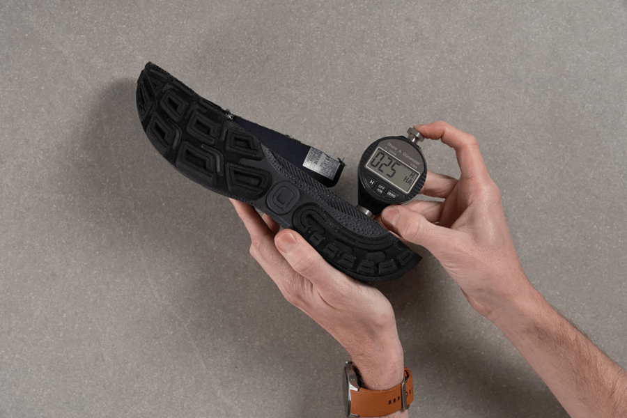 Review giày Brooks Adrenaline GTS 24 – Giày chạy hàng ngày siêu ổn định cho runner tiếp đất gót 22 Review giày Brooks Adrenaline GTS 24 – Giày chạy hàng ngày siêu ổn định cho runner tiếp đất gót