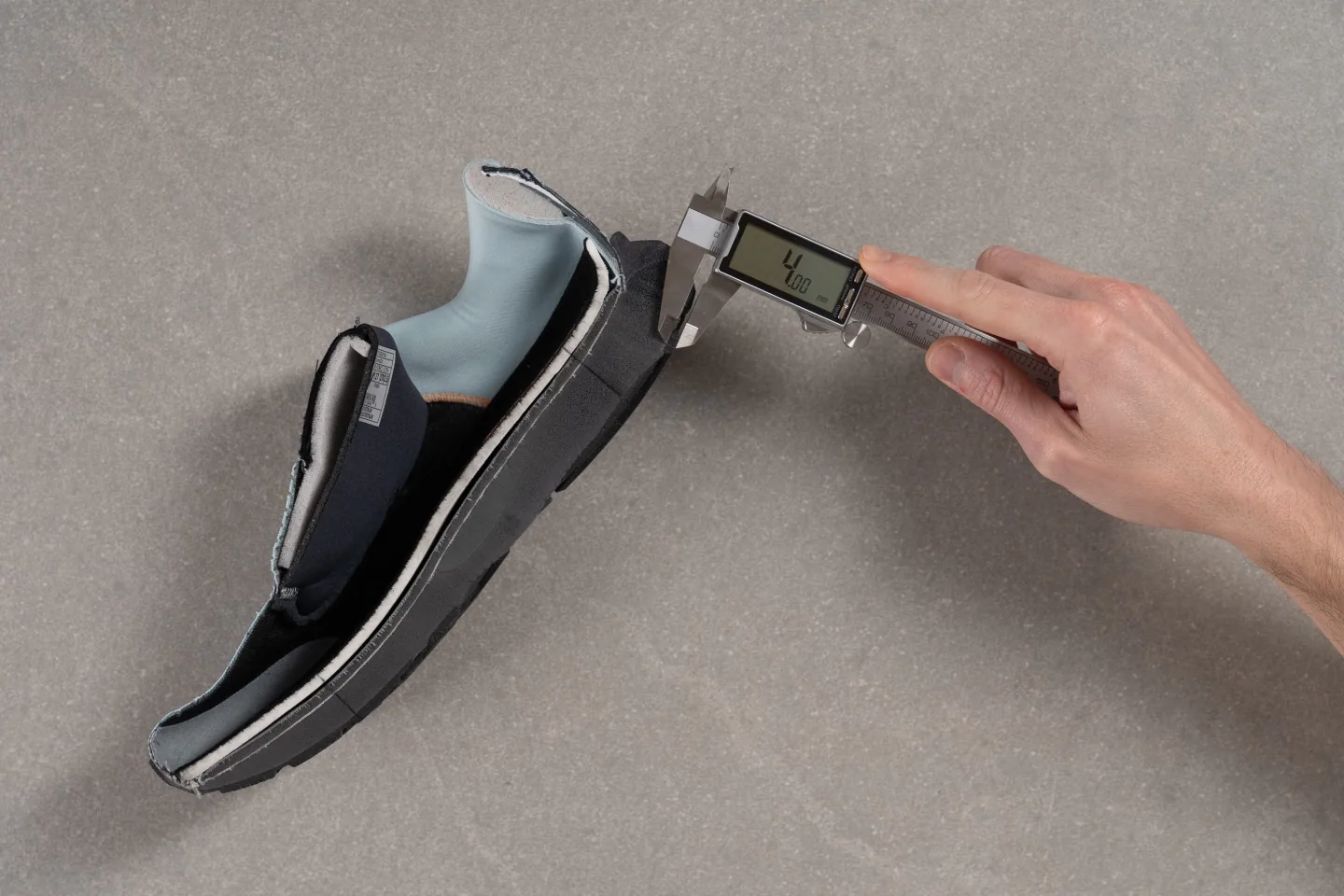 Review giày Brooks Adrenaline GTS 24 – Giày chạy hàng ngày siêu ổn định cho runner tiếp đất gót 39 Review giày Brooks Adrenaline GTS 24 – Giày chạy hàng ngày siêu ổn định cho runner tiếp đất gót