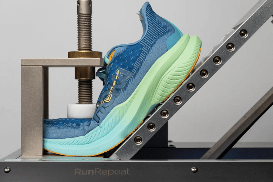 Review Hoka Mach 6: Giày chạy hằng ngày siêu nhẹ và ổn định cực cao