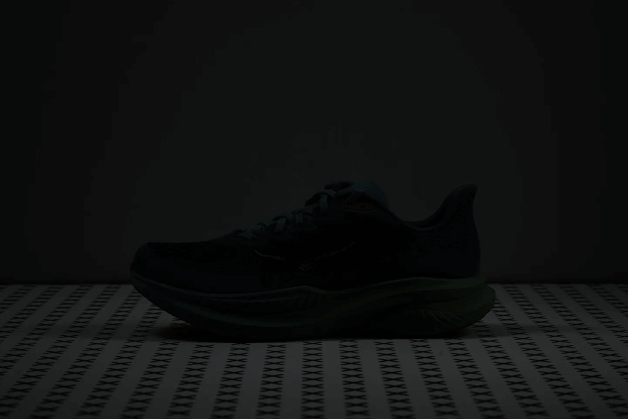 Review Hoka Mach 6: Giày chạy hằng ngày siêu nhẹ và ổn định cực cao