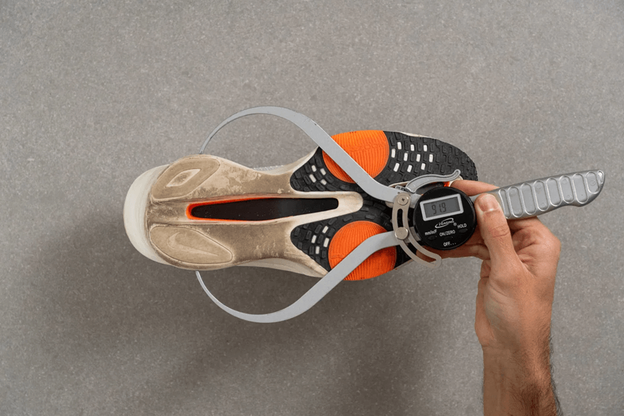 Review Nike Alphafly 3: Giày thi đấu nhẹ và khả năng chuyển hoàn năng lượng mạnh mẽ