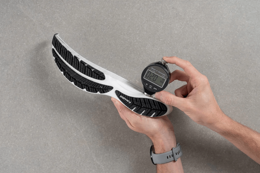 Review giày Puma Velocity Nitro 4: Siêu nhẹ, siêu bám, êm ái đúng chuẩn giày chạy hằng ngày