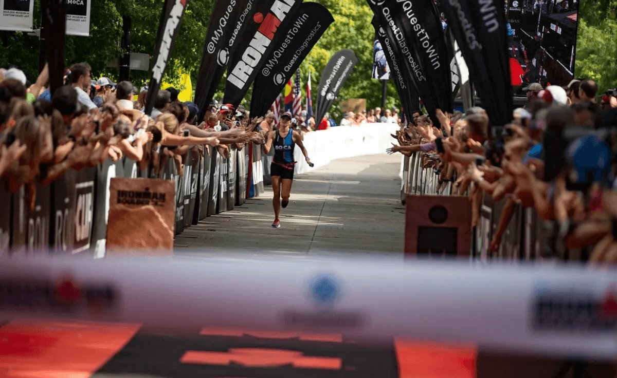 Thời gian trung bình để hoàn thành cuộc thi Ironman là bao lâu ? 1 Thời gian trung bình để hoàn thành cuộc thi Ironman là bao lâu ?