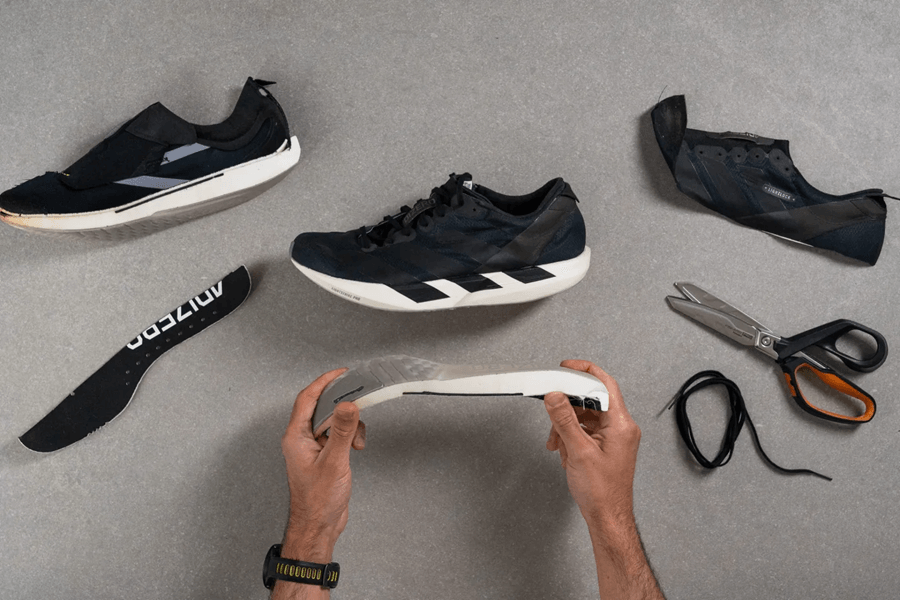 Review giày Adidas Adizero Adios 9: Giày thi đấu siêu nhẹ không plate dành cho Tempo và 5K–10K