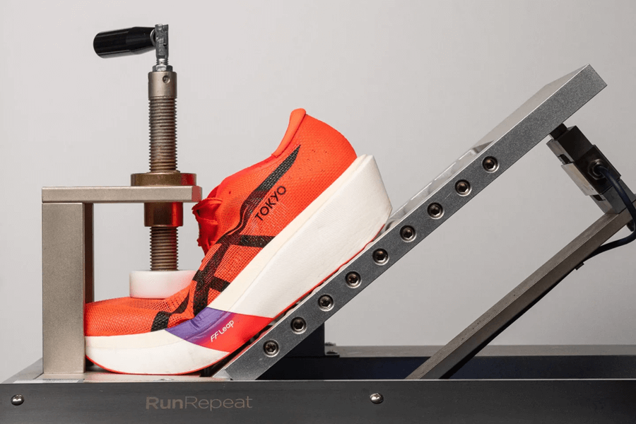 Review ASICS Metaspeed Sky Tokyo: Giày thi đấu siêu nhẹ cho runner chạy Marathon