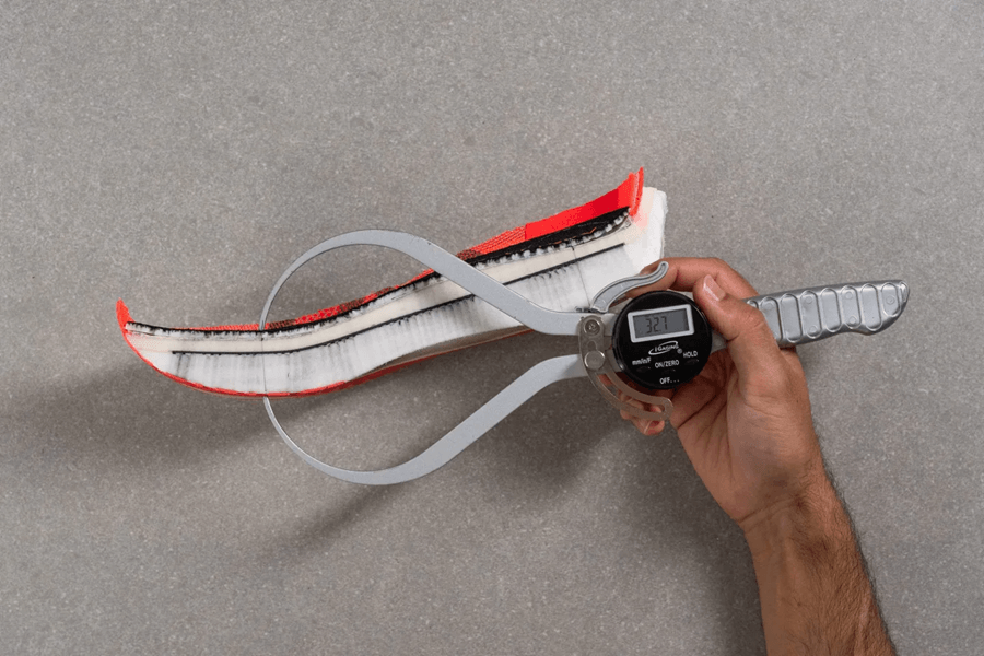 Review ASICS Metaspeed Sky Tokyo: Giày thi đấu siêu nhẹ cho runner chạy Marathon