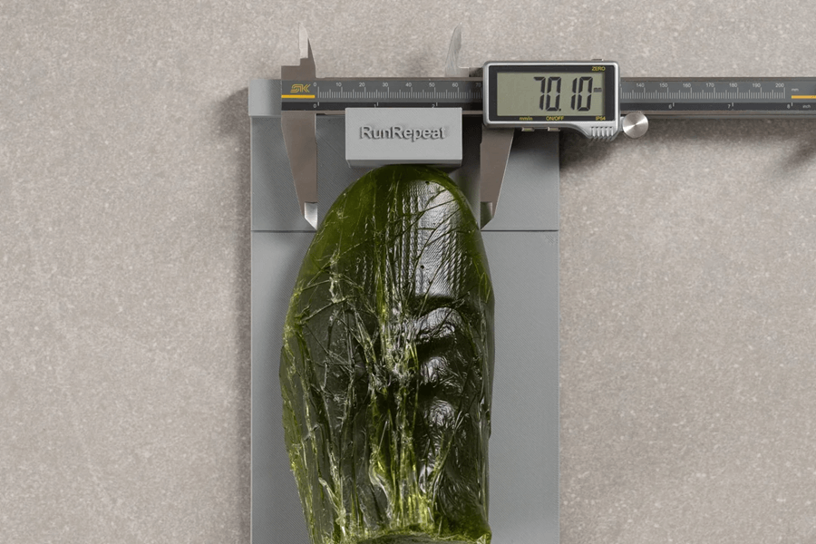 Review ASICS Sonicblast: Giày chạy hằng ngày đệm siêu dày với plate cho độ nảy vượt trội