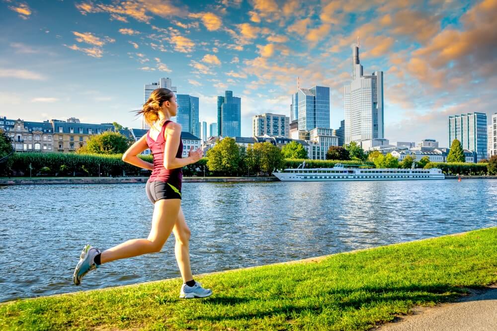 Chạy bộ có giảm mỡ bụng không? Cách chạy bộ giảm cân hiệu quả nhất
