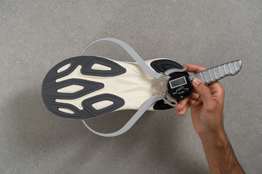 Review giày New Balance Fresh Foam X More v6: Giày chạy hằng ngày siêu êm cho cảm giác lún sâu tuyệt đỉnh