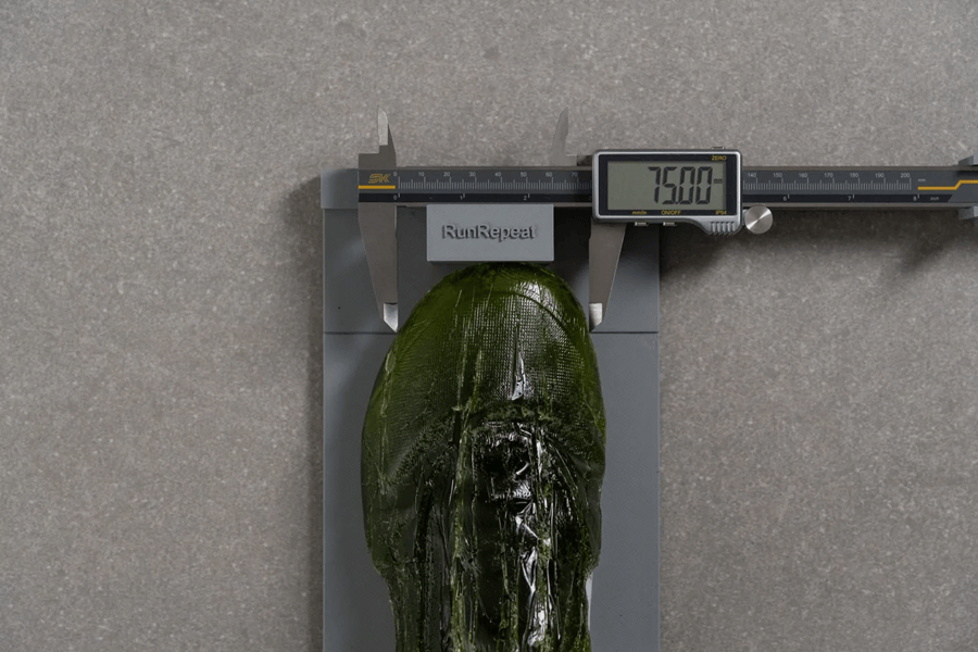 Review New Balance FuelCell Rebel v5: Giày chạy hằng ngày siêu nhẹ, cảm giác chân linh hoạt