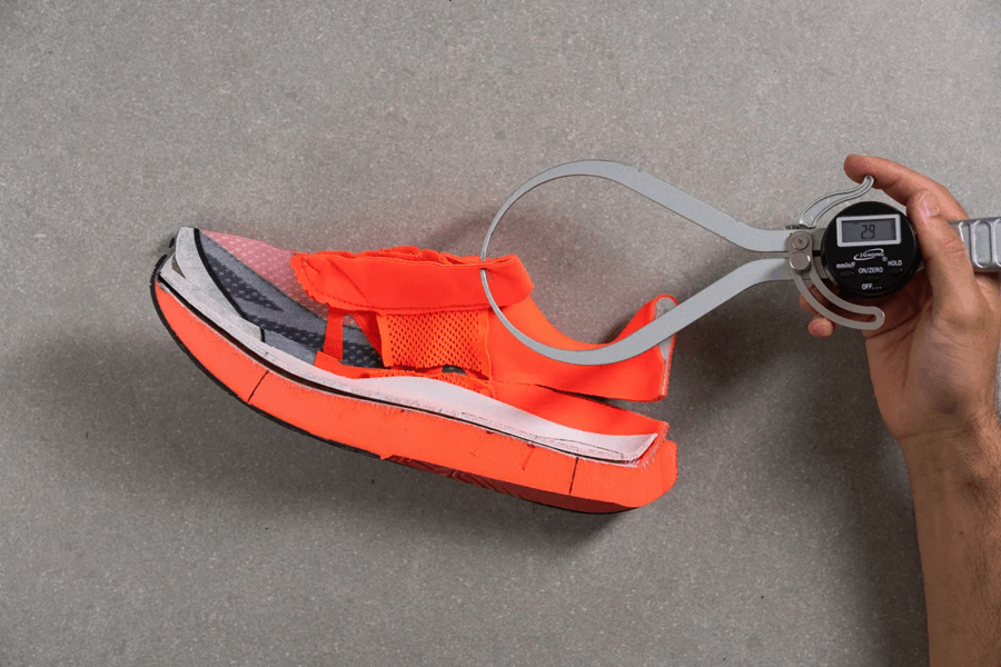 Review New Balance FuelCell Rebel v5: Giày chạy hằng ngày siêu nhẹ, cảm giác chân linh hoạt