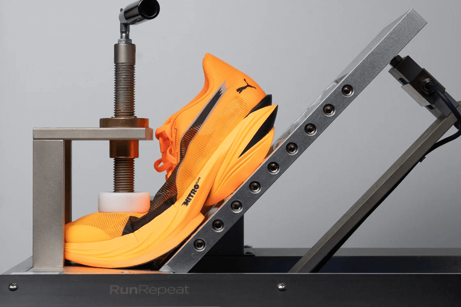 Review PUMA Fast-R Nitro Elite 3: Giày thi đấu siêu nhẹ, thuần tốc độ