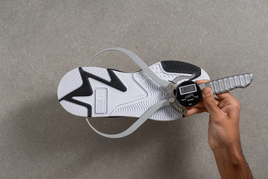 Review PUMA RS-X: Giày đệm đế khủng, cực êm cho những quãng đường dài