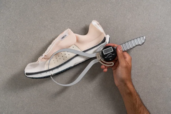 Forefoot Stack (Chiều cao Mũi giày)