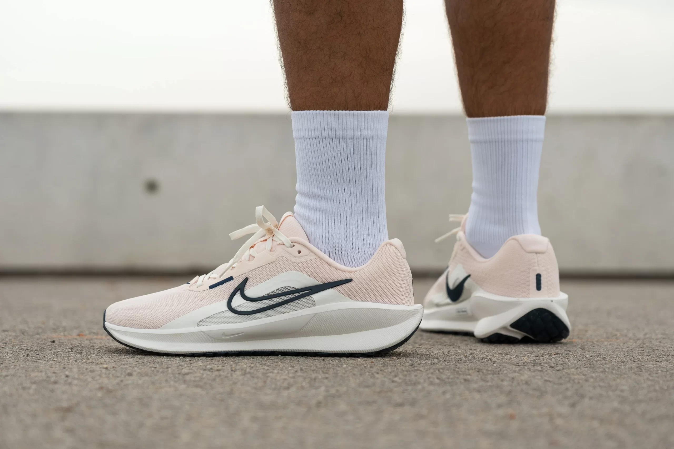 Sự thật về Nike Downshifter 13: Liệu "giá rẻ" có đi kèm chất lượng thấp?