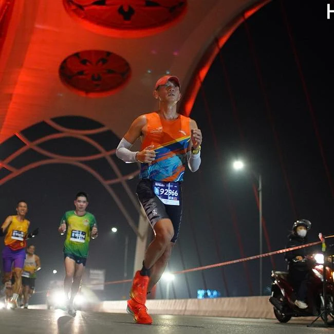Vĩnh biệt Tuân Võ Ironman: Người truyền lửa và bài học đắt giá về việc lắng nghe cơ thể