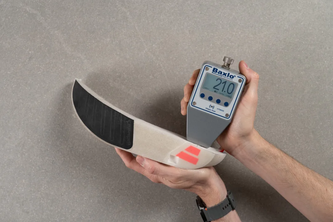 Độ mềm của bọt đệm (Midsole softness)