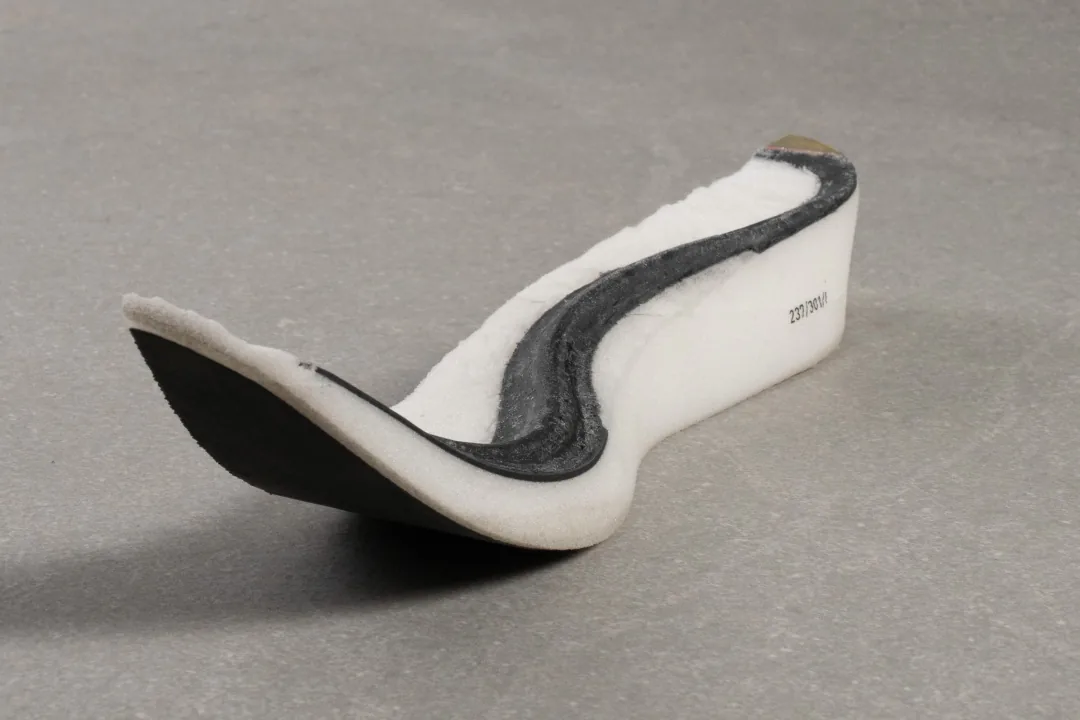 Hệ thống tấm trợ lực (Plate)