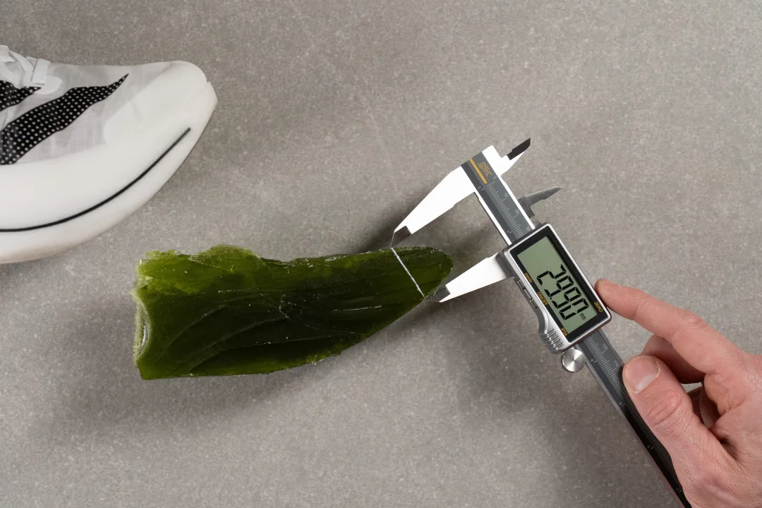 Không gian ngón chân (Toebox)